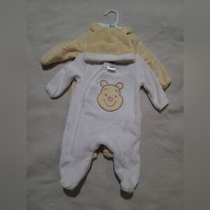 NWT Winnie the Pooh baby onesie/footie fleece set age 0 to 3 months